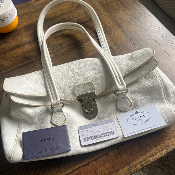 Authentic White Prada Vitello Daino Bianco Leather Bag BR2375 - Picture 2 of 9